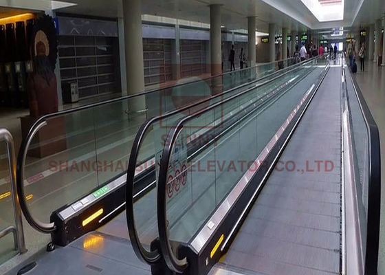 Çekiş Tahrikli Yatay 6 Derece 800mm Hareketli Kaldırım Yürüyen Merdiven