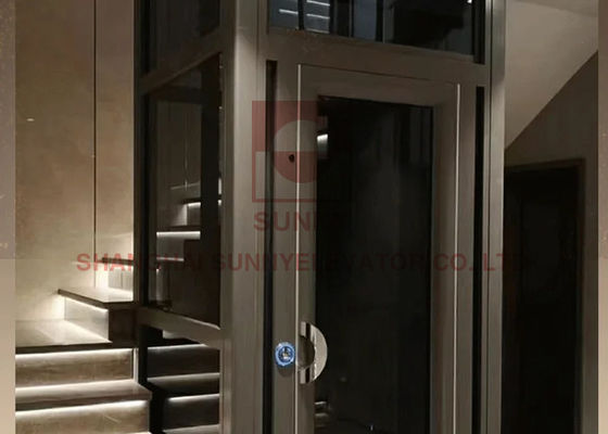 Konforlu ev kullanımı için merkeze açılan kapılı konut asansörü